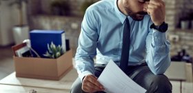 Does one USD of debt tie you down for life? The truth about the acceleration clause in your timeshare contract.